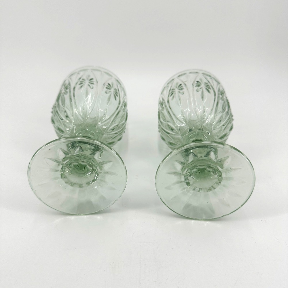 Vintage Green Pressed Glass Goblets (Set of 2) -‎ Mid Century Stemware MCM - Picture 3 of 5